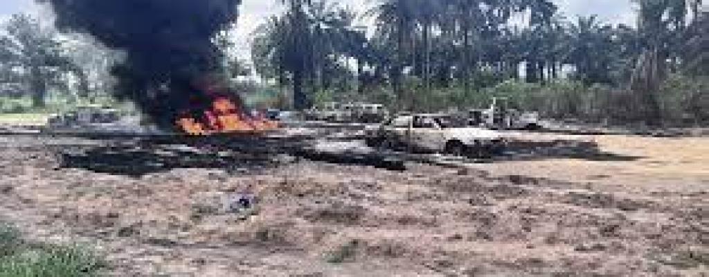 Illegal refinery blast in Nigeria kills at least 12